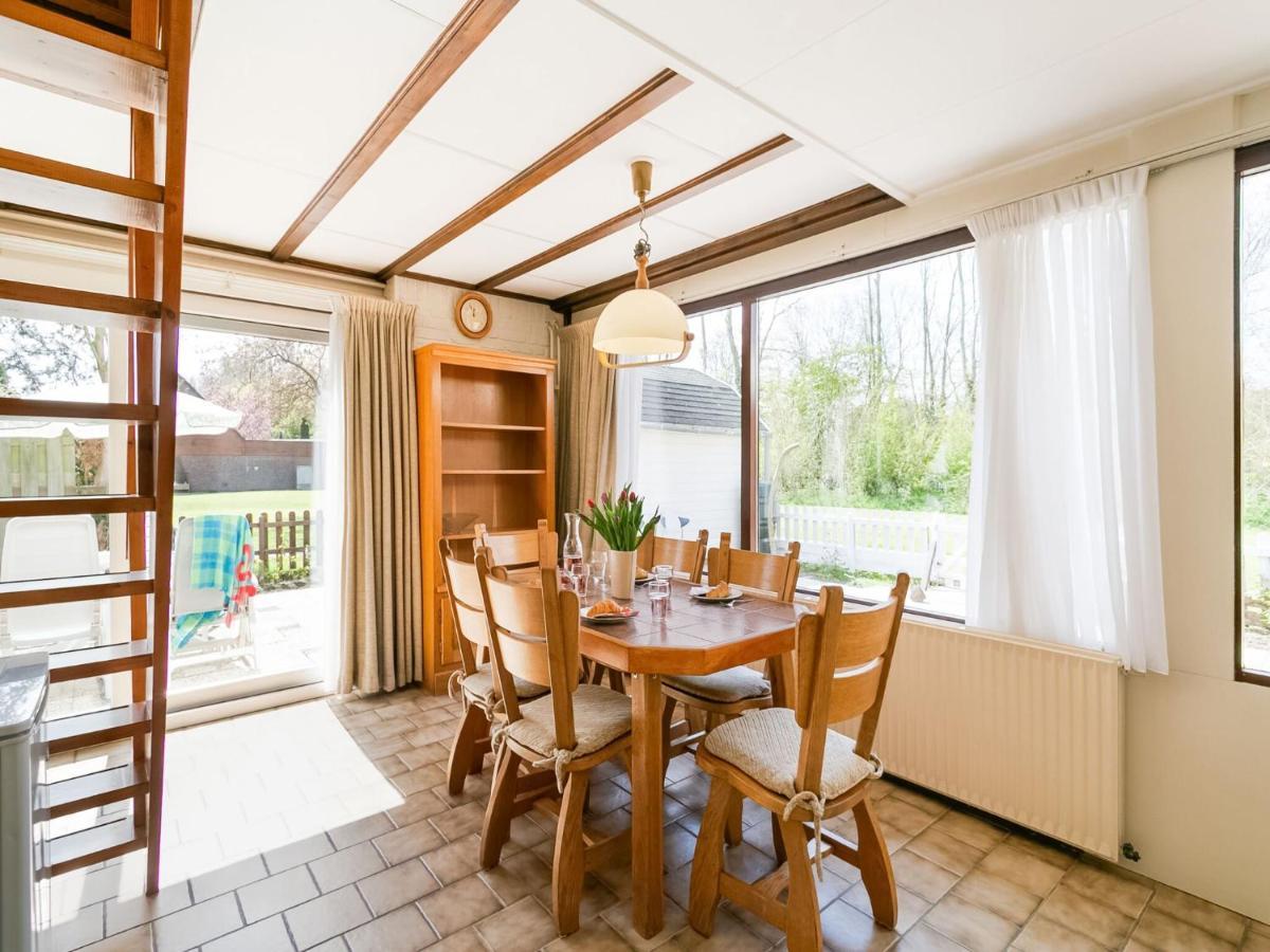 Holiday Home In Noordwijkerhout With Terrace Close To A Lake Exteriör bild