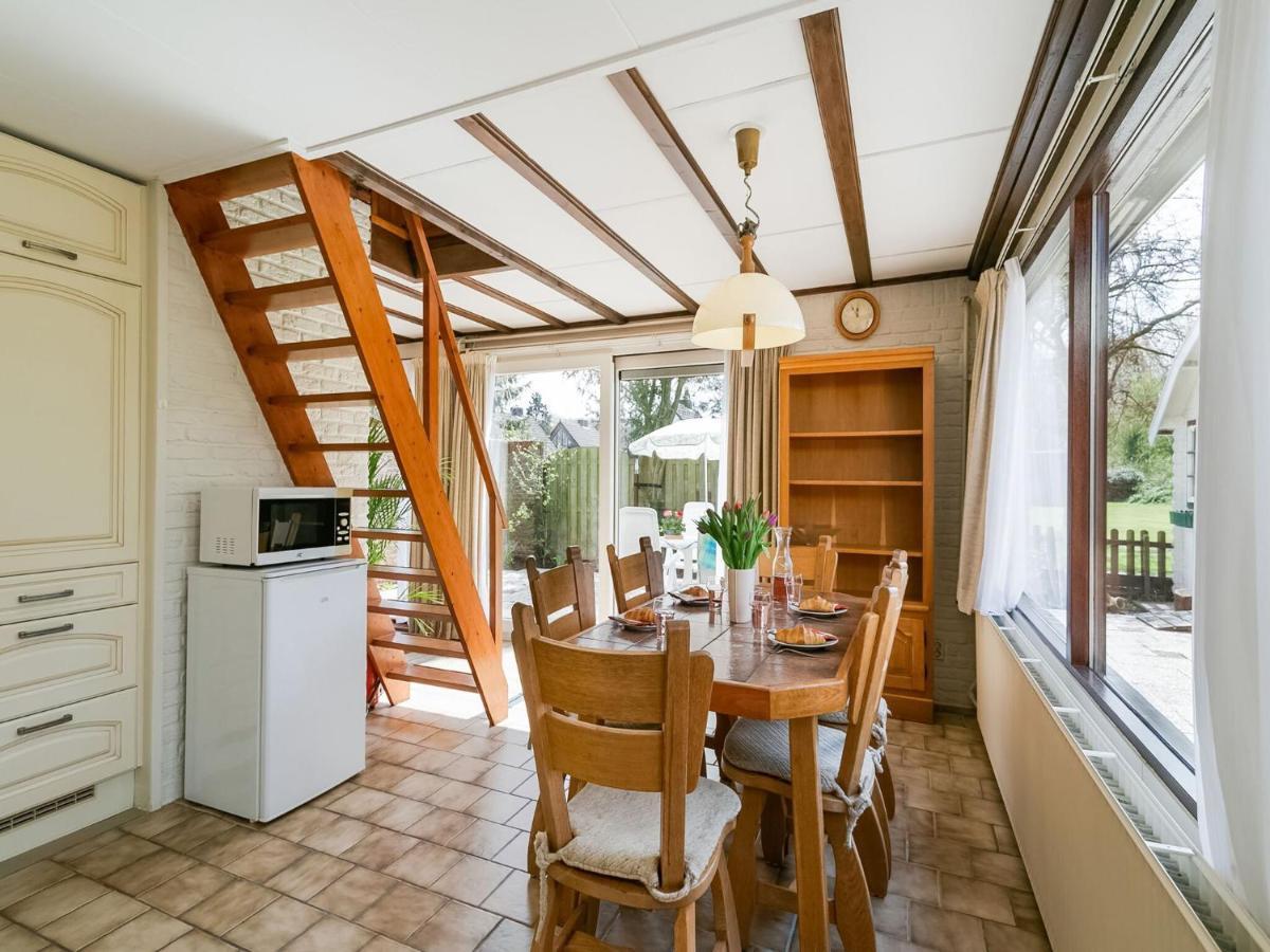 Holiday Home In Noordwijkerhout With Terrace Close To A Lake Exteriör bild