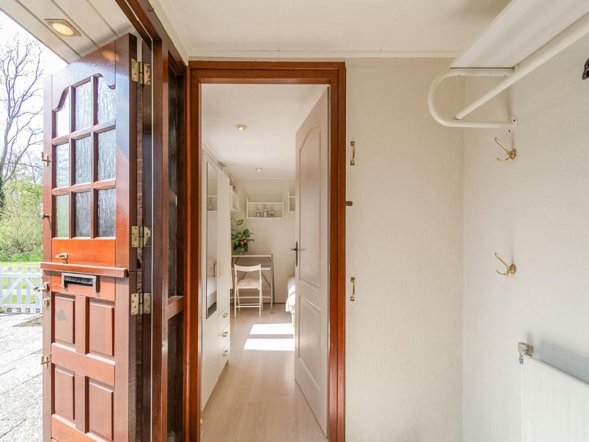 Holiday Home In Noordwijkerhout With Terrace Close To A Lake Exteriör bild